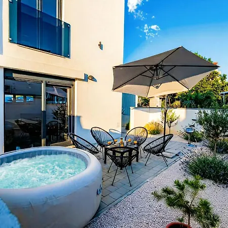 Villa La Merion Starigrad Paklenica Exterior photo