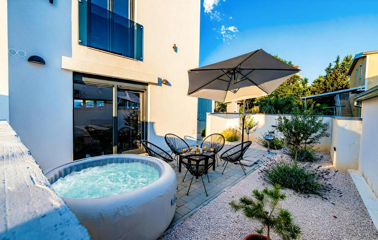 La Merion Villa