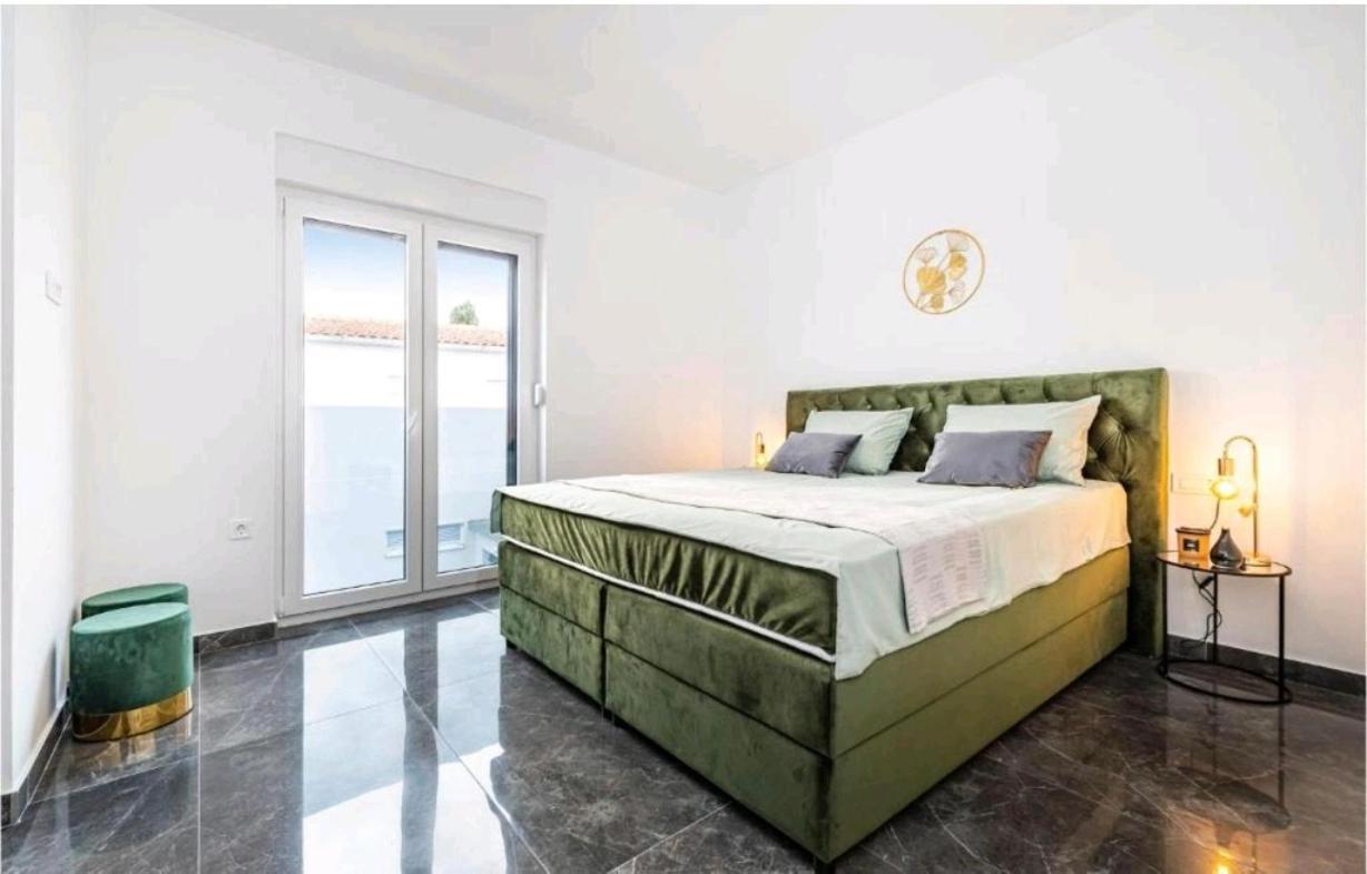 La Merion Villa